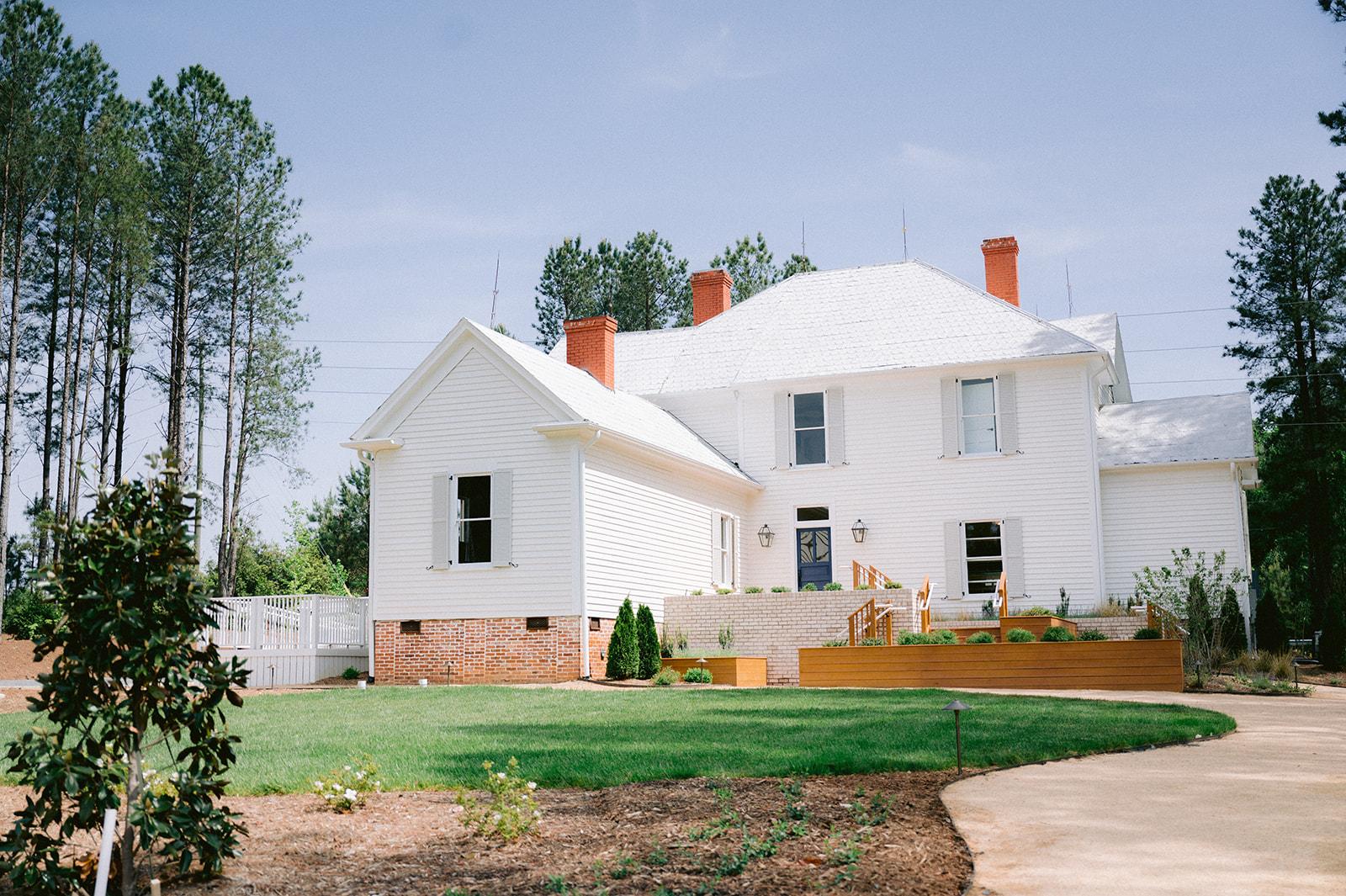 The Wedding Website of Sarah Schulz and Ian Baker