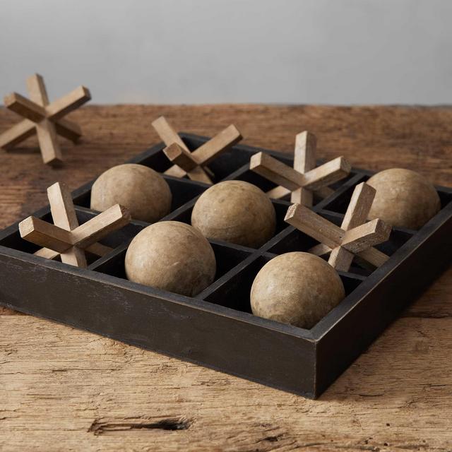 Dimensional Tic-Tac-Toe