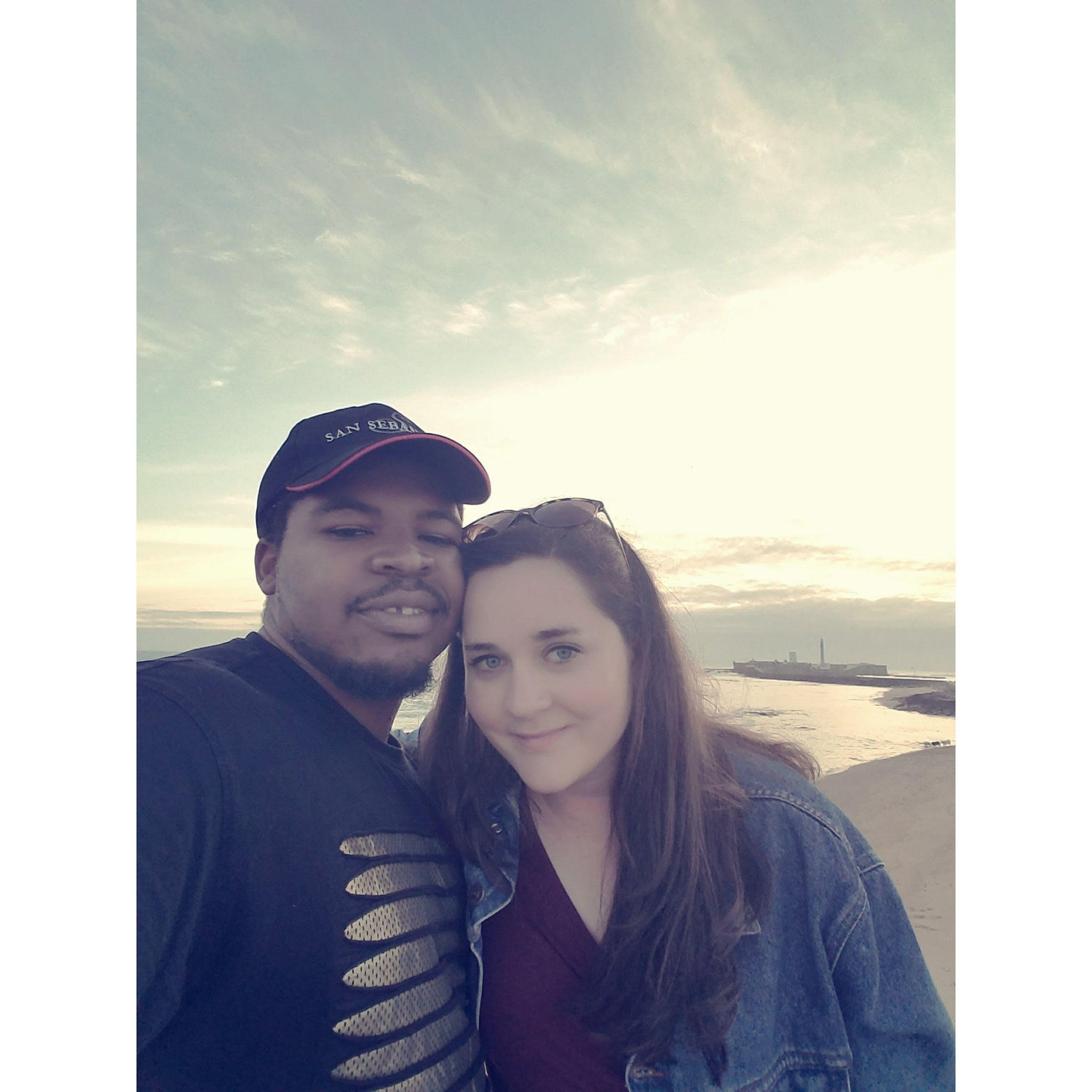 Traveling through Spain together on the beaches of Cadiz