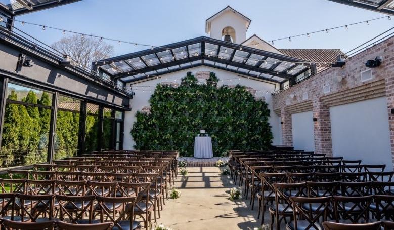 The Wedding Website of Brauna Marks and Kyra Monroe