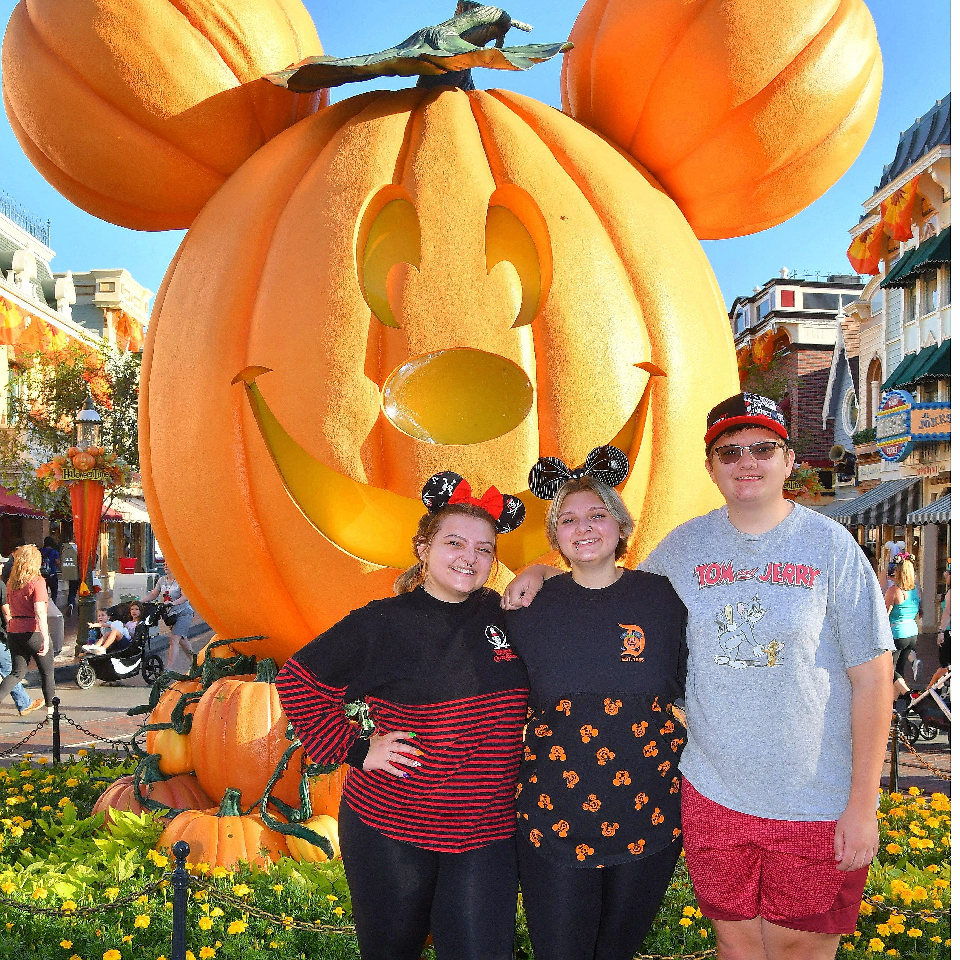 Disneyland with Sissy & Troy!