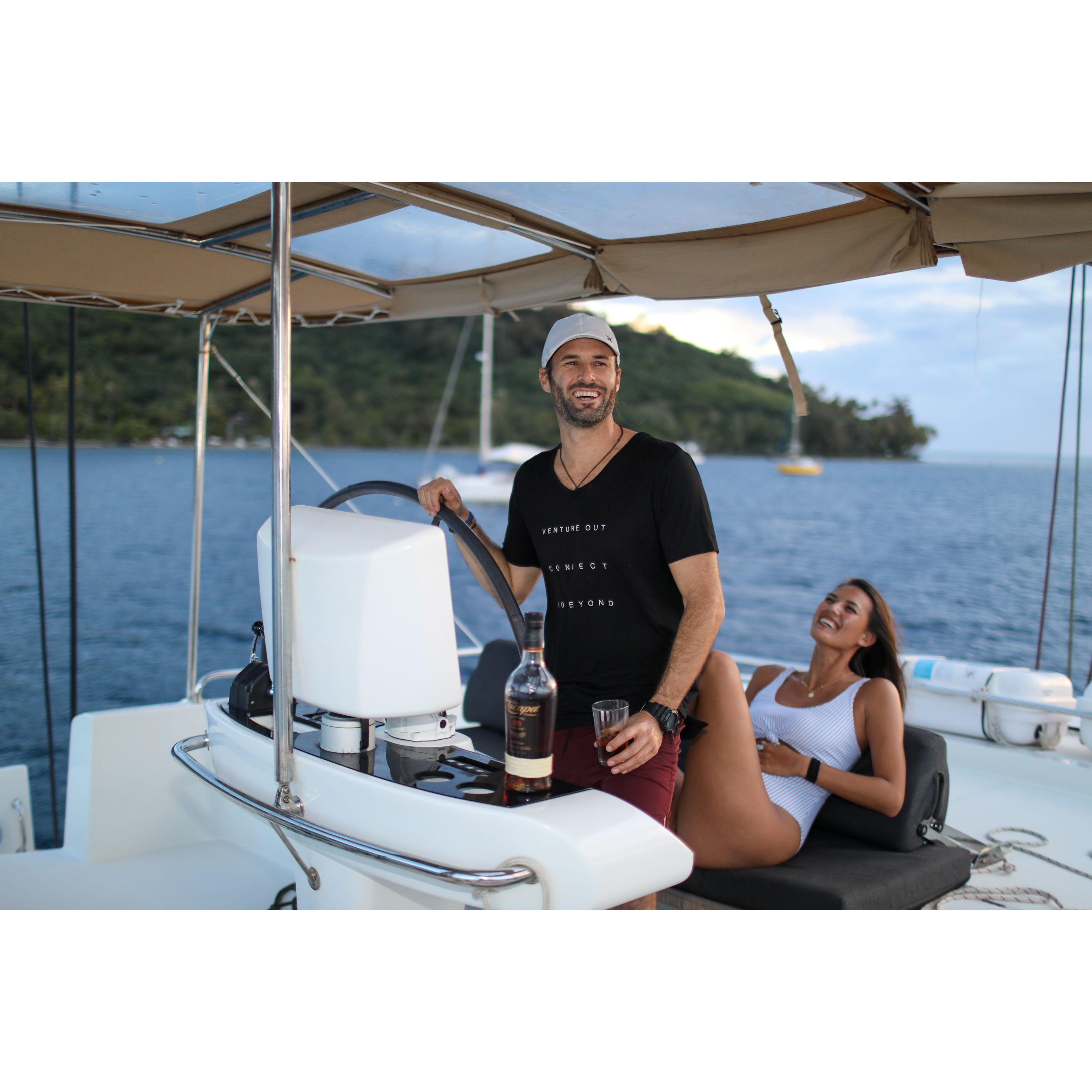 Sailing through French Polynesia with friends