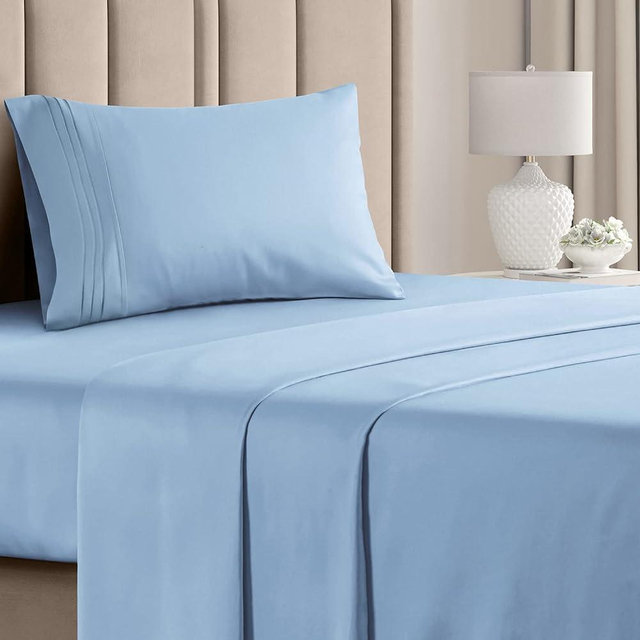 Twin Size 3 Piece Sheet Set - Comfy Breathable & Cooling Sheets - Hotel Luxury Bed Sheets for Women & Men - Deep Pockets, Easy-Fit, Soft & Wrinkle Free Sheets - Light Blue Oeko-Tex Bed Sheet Set