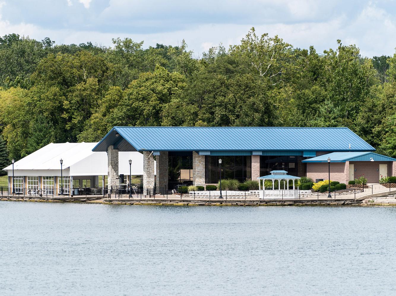 The Wedding Website of Whitney White and Howard Thomas