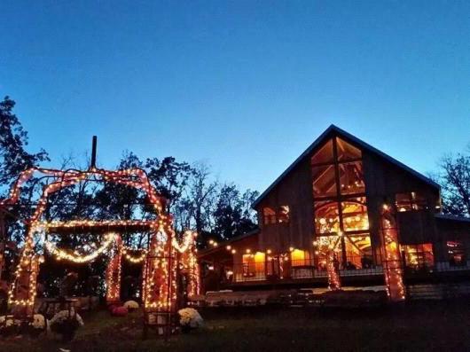 The Wedding Website of Brittany Ewers and Tyler Slawson