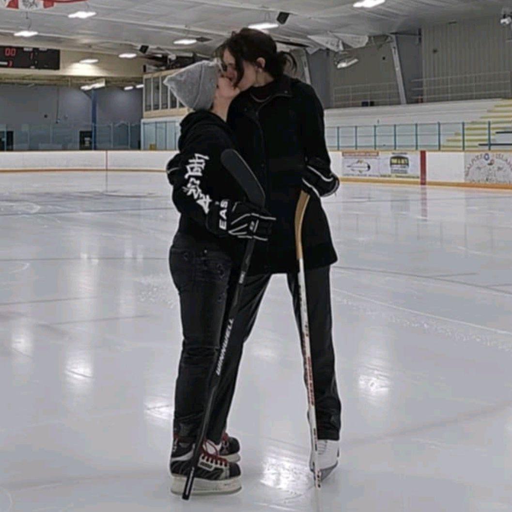 Alora's Birthday gift to Rachel- private skate