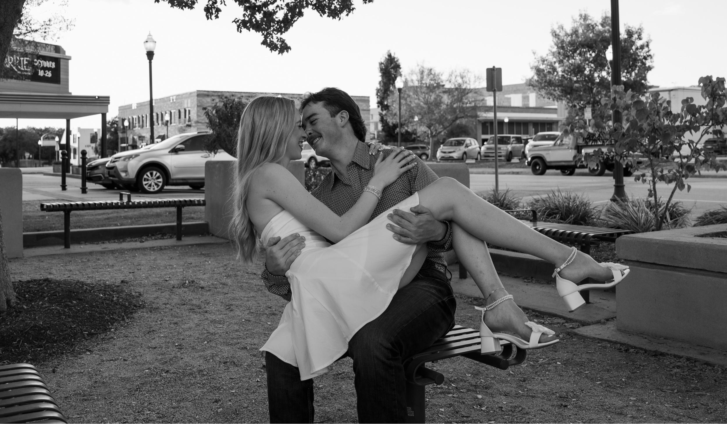 The Wedding Website of Morgan House and Kayelin Granelli