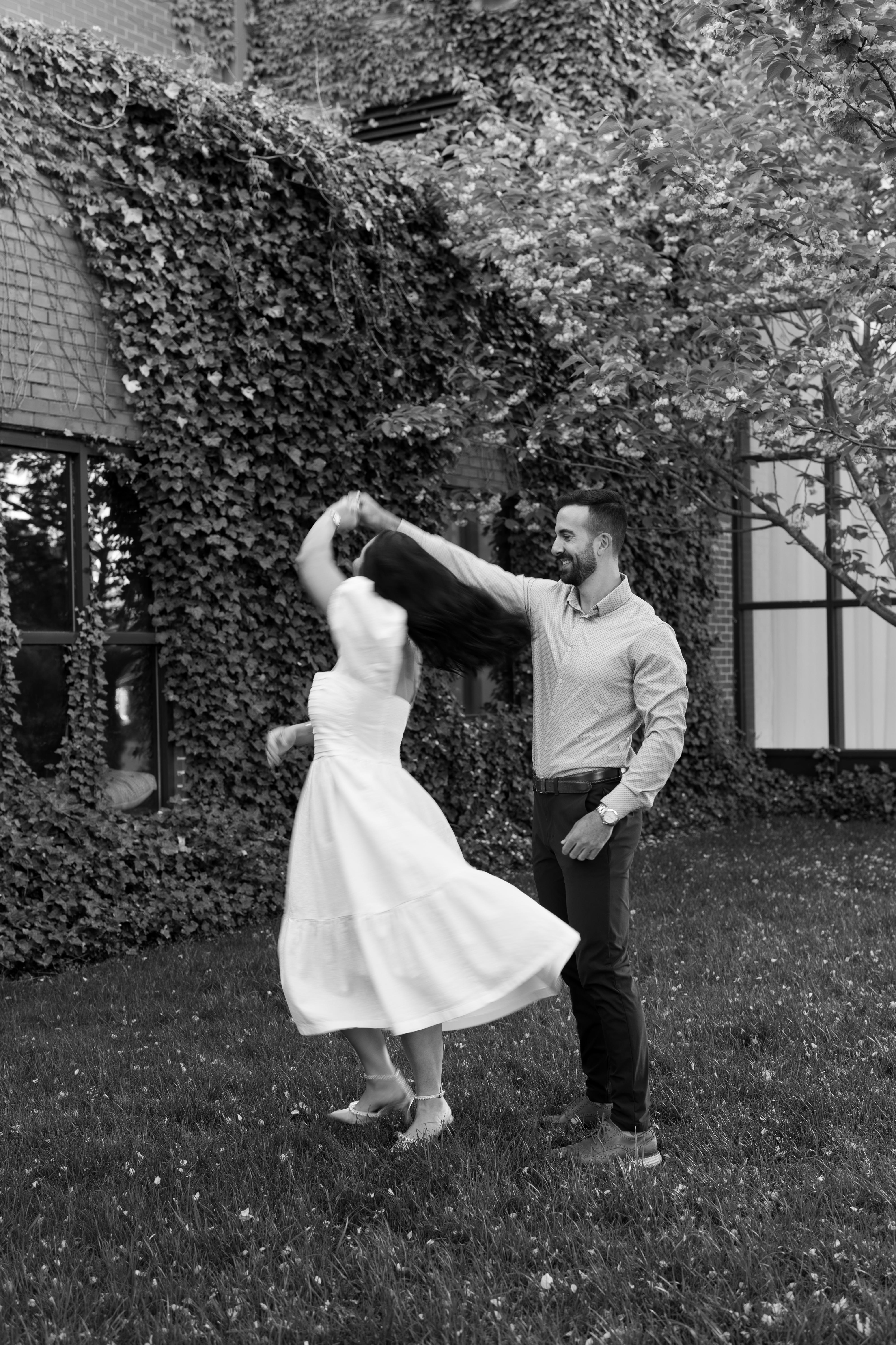 The Wedding Website of Lyndsay Solomon and Evan Mandragona