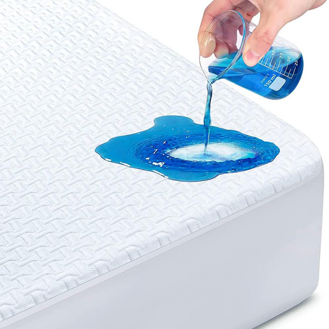 Premium 100% Waterproof King Mattress Protector Breathable Cooling Bamboo 3D Air Fabric Mattress Cover Smooth Soft Hypoallergenic Noiseless Bed Cover Machine Washable Vinyl Free, 8-21'' Deep Pocket