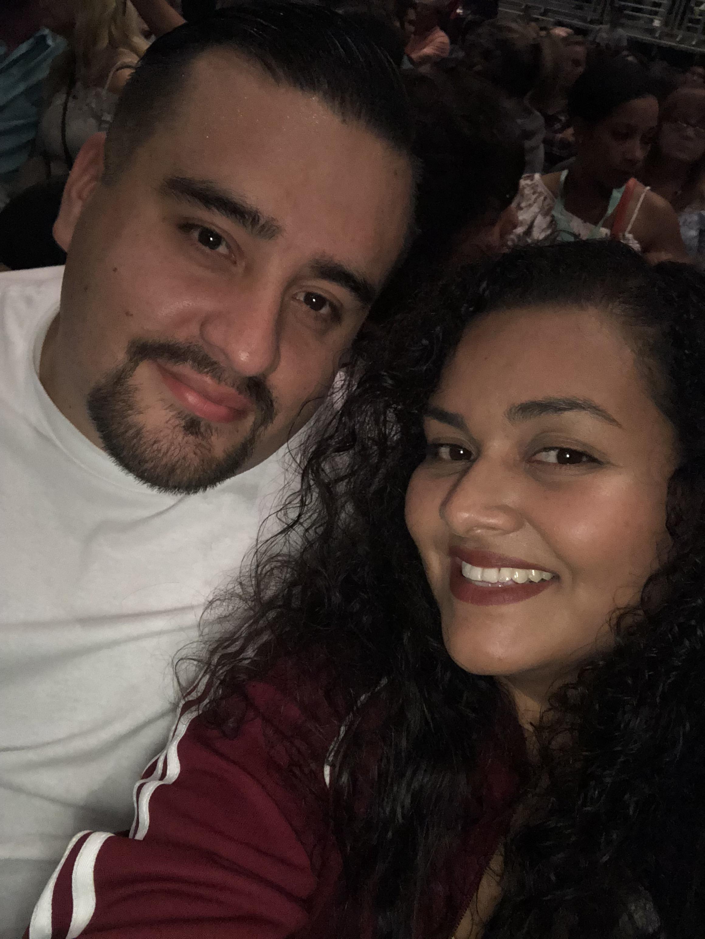 The Wedding Website of Anthony Rocha and Heidy Escobar