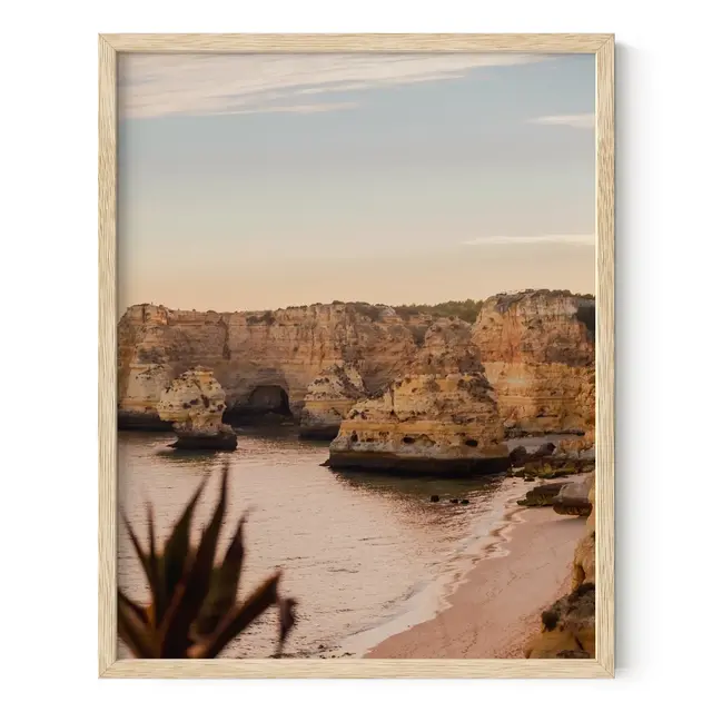 Haus and Hues Oak Picture Frame with Plexiglass Cover, Natural, 11x14