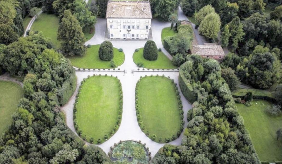 The Wedding Website of Rebecca Lianna Maioriello and Chester Paul Lombardo