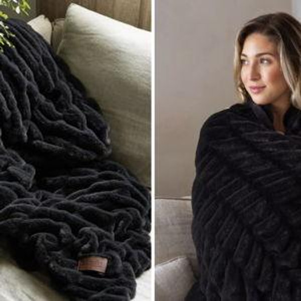 Dreamer Black Blanket — Comfrt