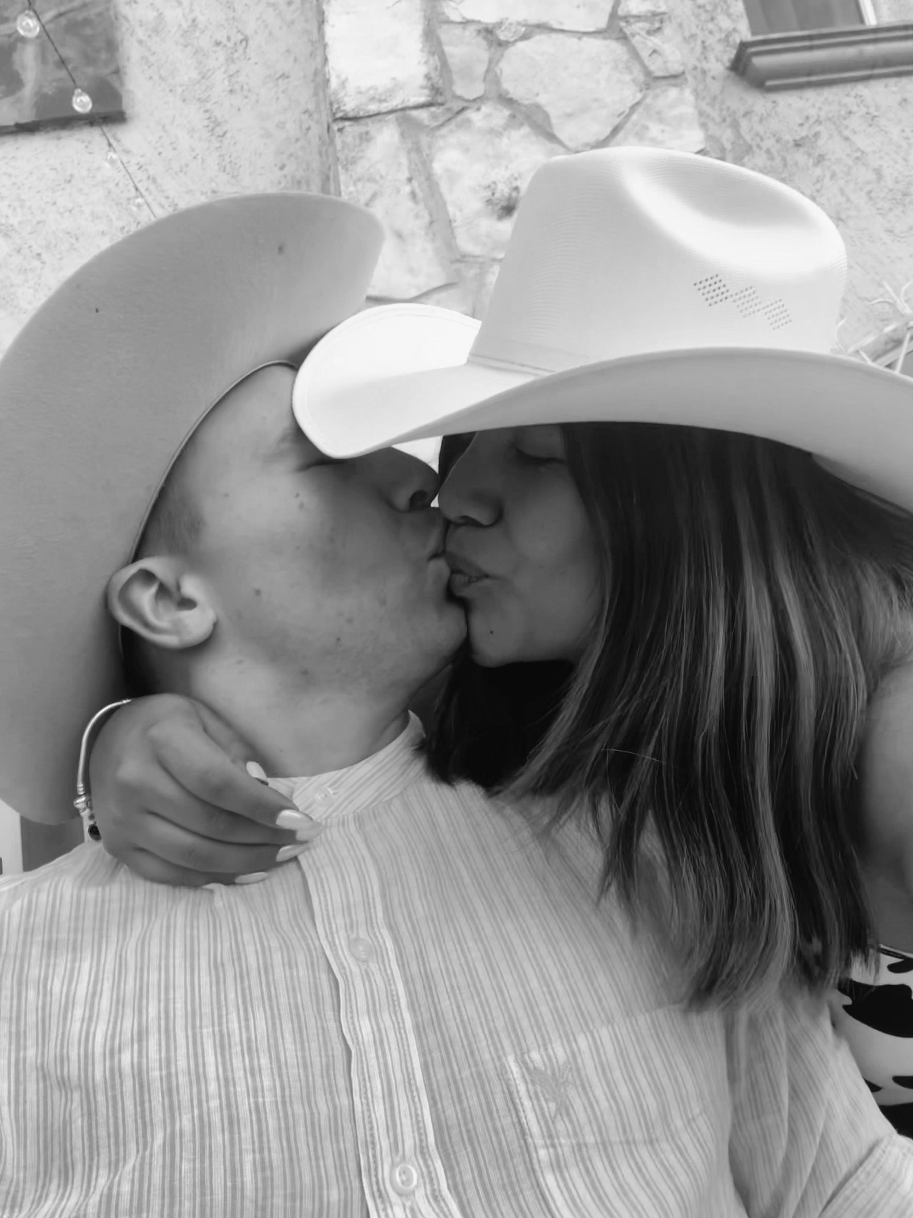 The Wedding Website of Zuri Fragoso and Dalton Uphoff