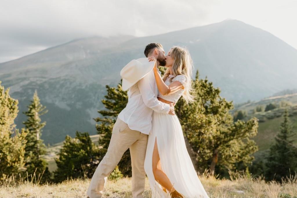 70c9b238-2d9c-4dab-80e3-ab25c0ce4cb3