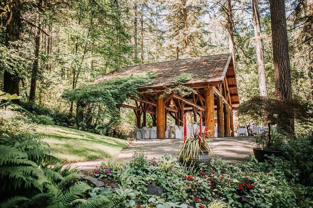 The Wedding Website of Amelia Miller and Jacob Butler