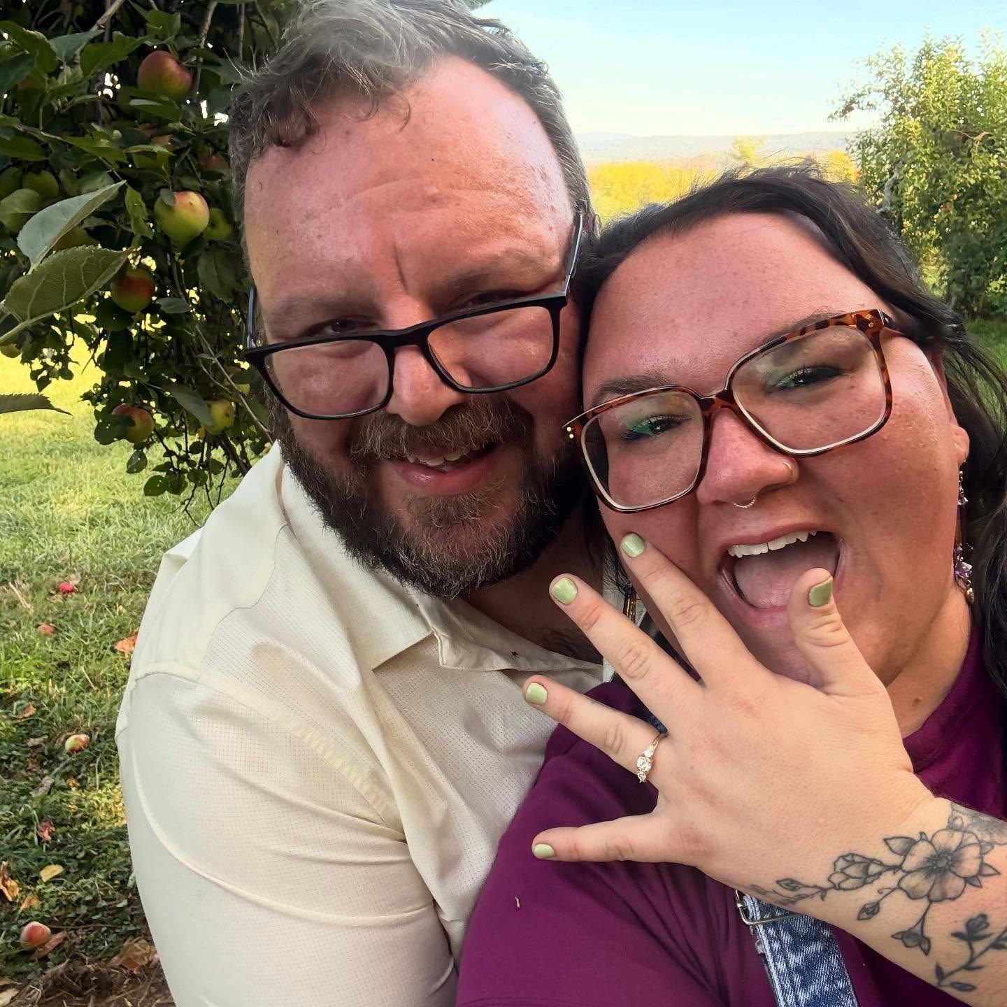 October 4th, 2025: Apple Picking Date at Pochuck Valley Farms in Vernon, NJ!