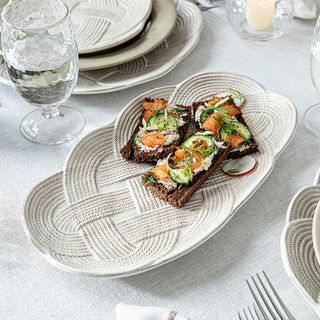 Le Panier Mystic Knot Hostess Tray