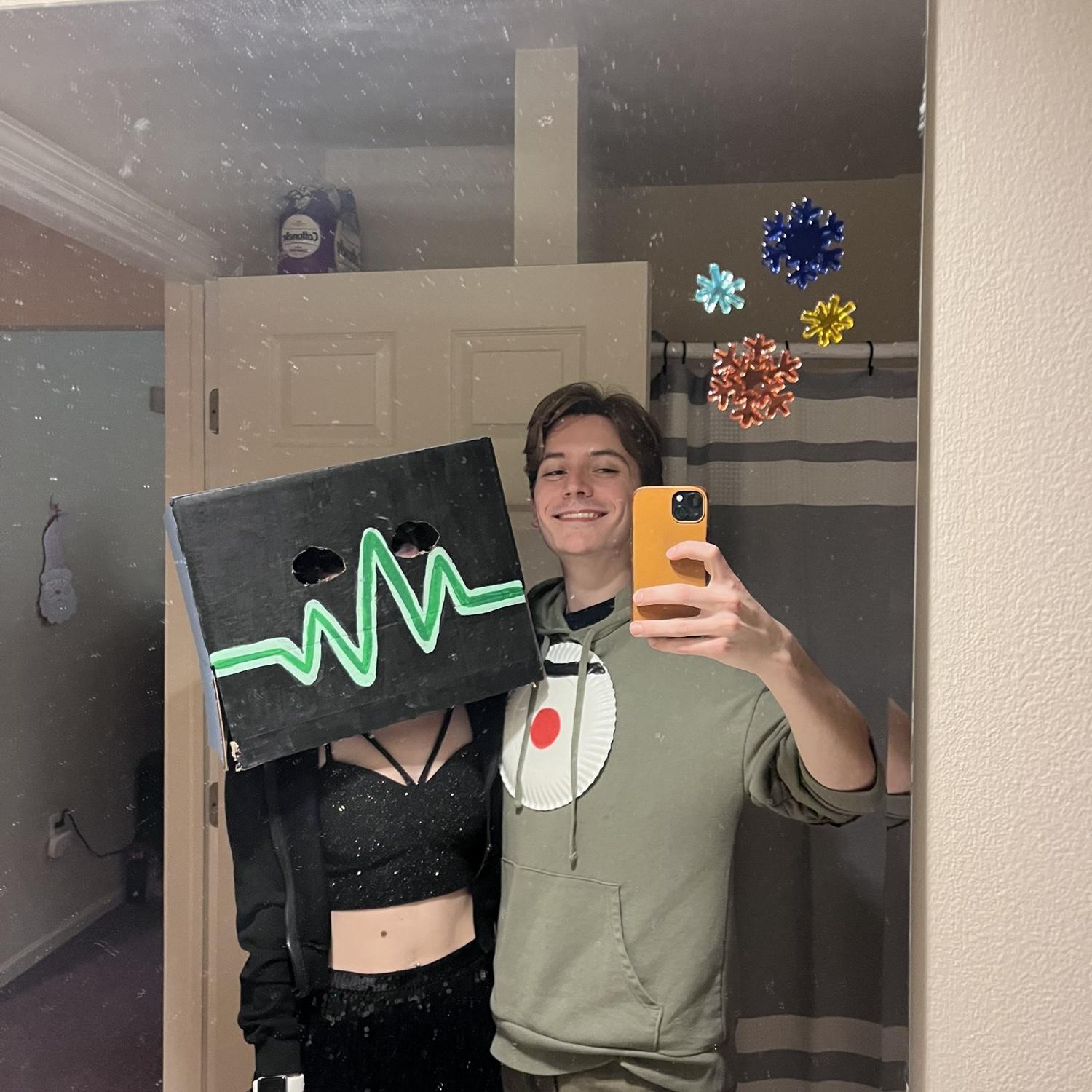 Plankton and Karen rocked the Halloween party!