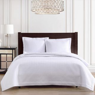 Diamond Quilted 3-Piece Coverlet Set