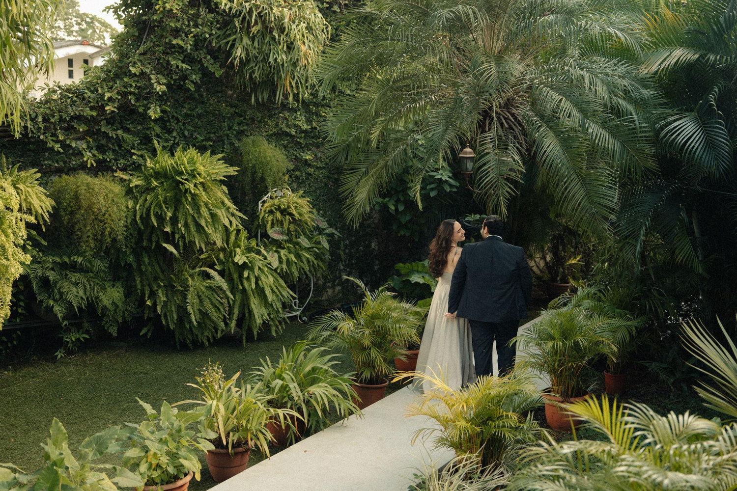 The Wedding Website of Alexandra Handal and Rodrigo Panayotti
