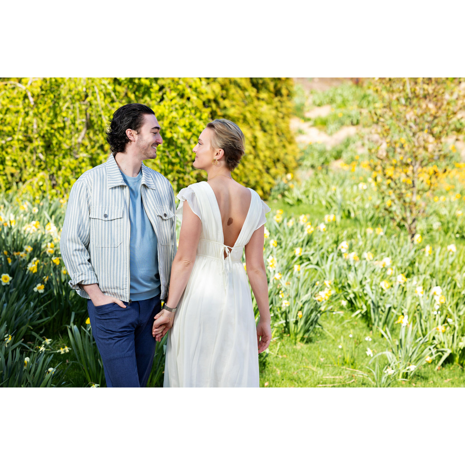 Engagement Photoshoot at Botanic Gardens