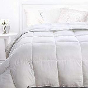 DUO-V HOME White Down Alternative Comforter King Quilted Bed Duvet Insert Hypoallergenic Plush Siliconized Fiberfill, Box Stitched with 4 Corner Tabs, Warm and Soft for All Season(102”x90”)