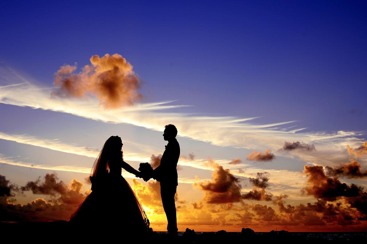 The Wedding Website of Lizbeth James and James Benjamin