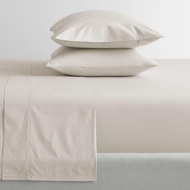 PB Classic 400-Thread-Count Organic Percale Sheet Set, Full, Classic Ivory