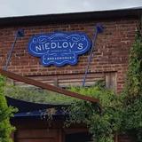 Niedlov's Cafe & Bakery