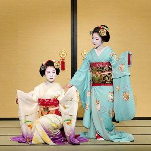 Gion Corner: Traditional Arts Theatre