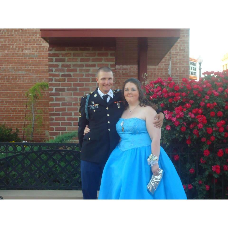 Groom Raced to OK for Bride's Senior Prom 2012 #2