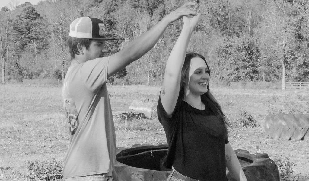 The Wedding Website of Mavery Boswell and Dustin Irwin