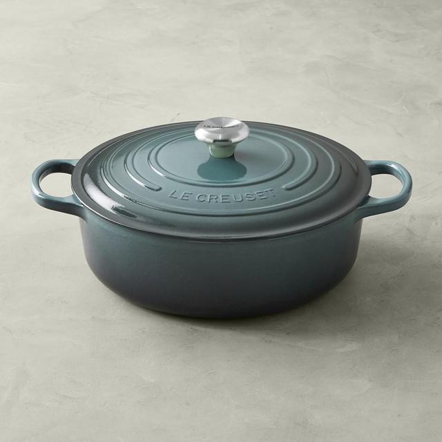 Le Creuset Signature Enameled Cast Iron Round Wide Dutch Oven, 6 3/4-Qt., Ocean