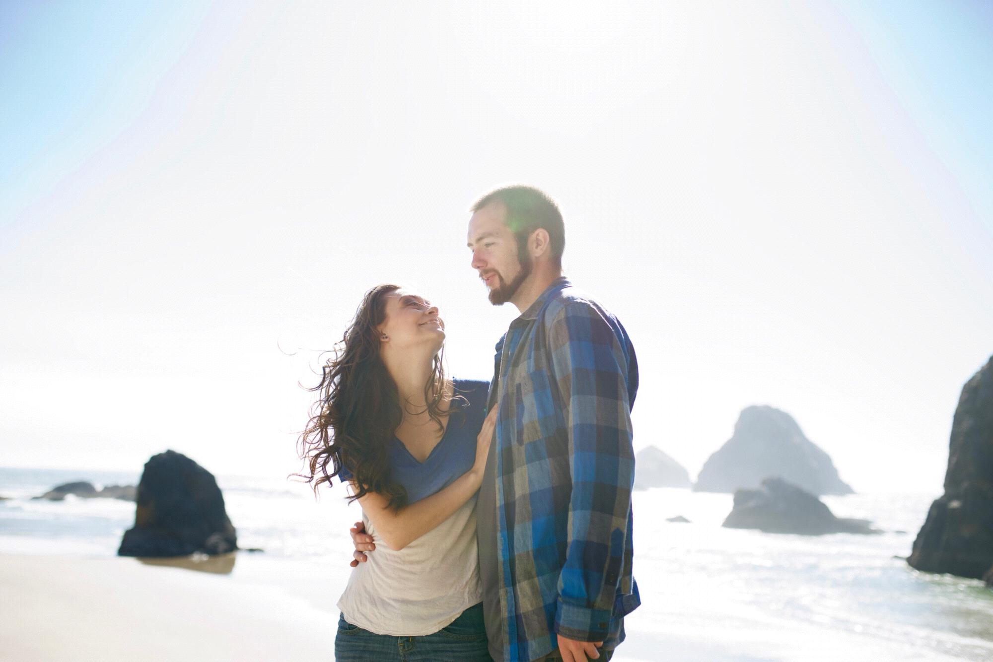 Engagement Pictures at Oceanside