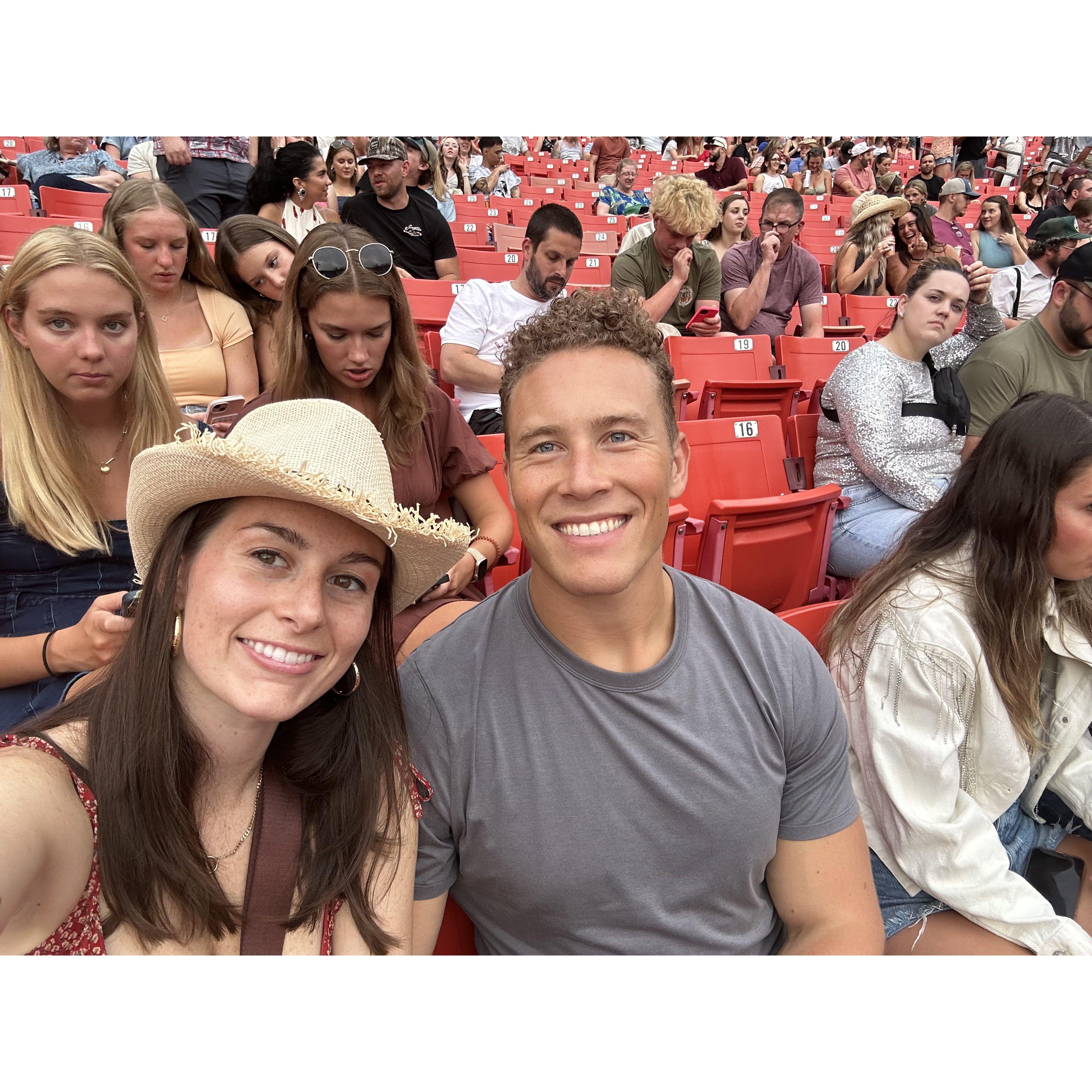 Kyle's first concert EVER at the age of 27 - Luke Combs!