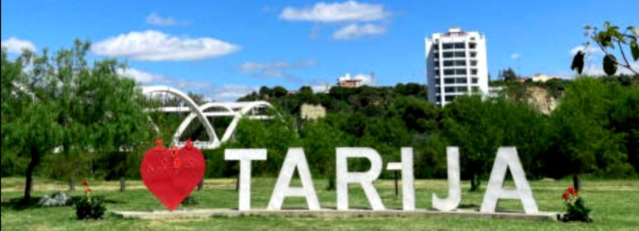 The Wedding Website of Daisy Perez and Pablo Serrano