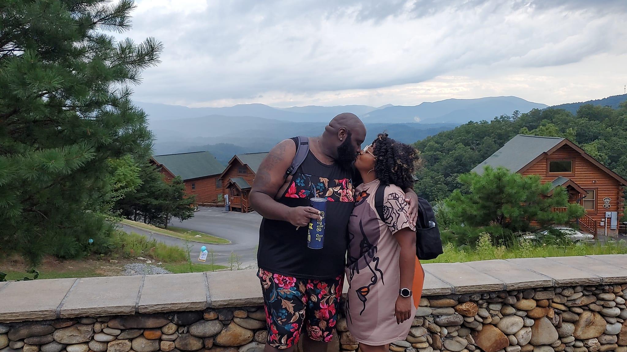 The Wedding Website of Jasmine Hall and Chris Moore