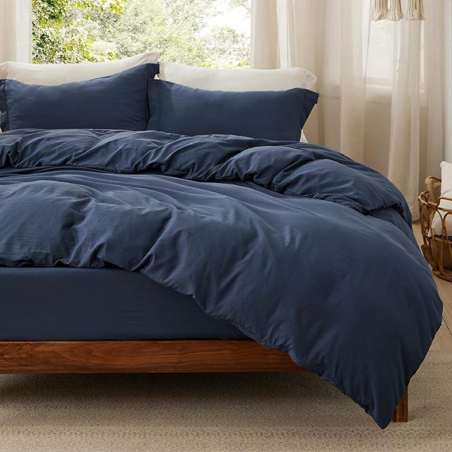 Bedsure Duvet Cover Queen Size with Fitted Sheet - 4 Pieces Prewashed Extra Soft Bedding Set, Includes 1 Duvet Cover 90x90 Inches with Zipper Closure, 2 Pillow Shams, 1 Fitted Sheet, Navy