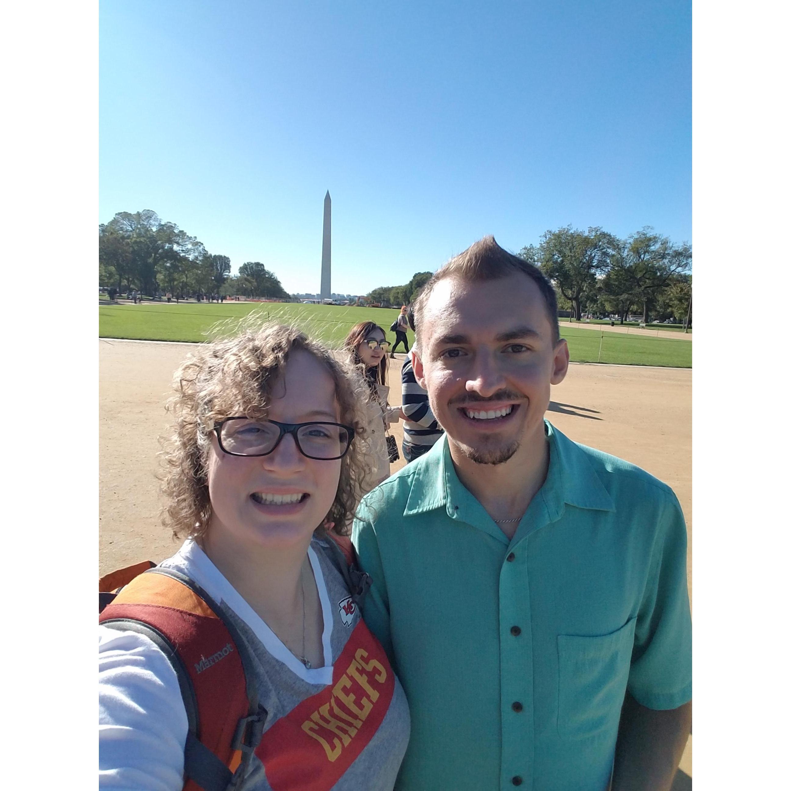 Sariah and Chris visit the Washington Monument