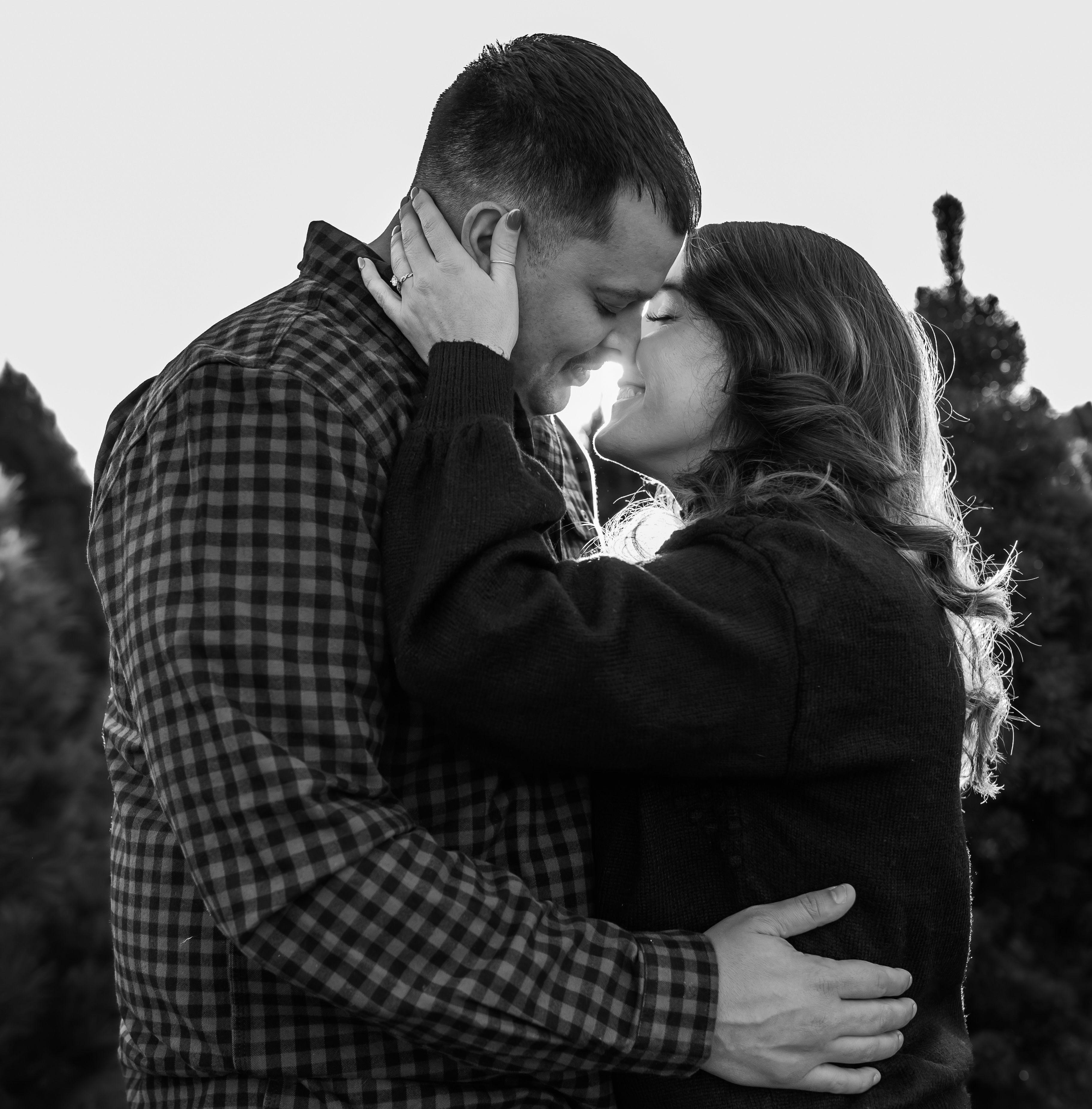 The Wedding Website of Gloria Davis and Miguel Ongay