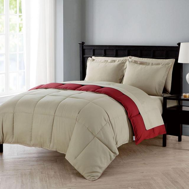 VCNY Home Lincoln 7-Piece Queen Down Alternative Comforter Set in Red