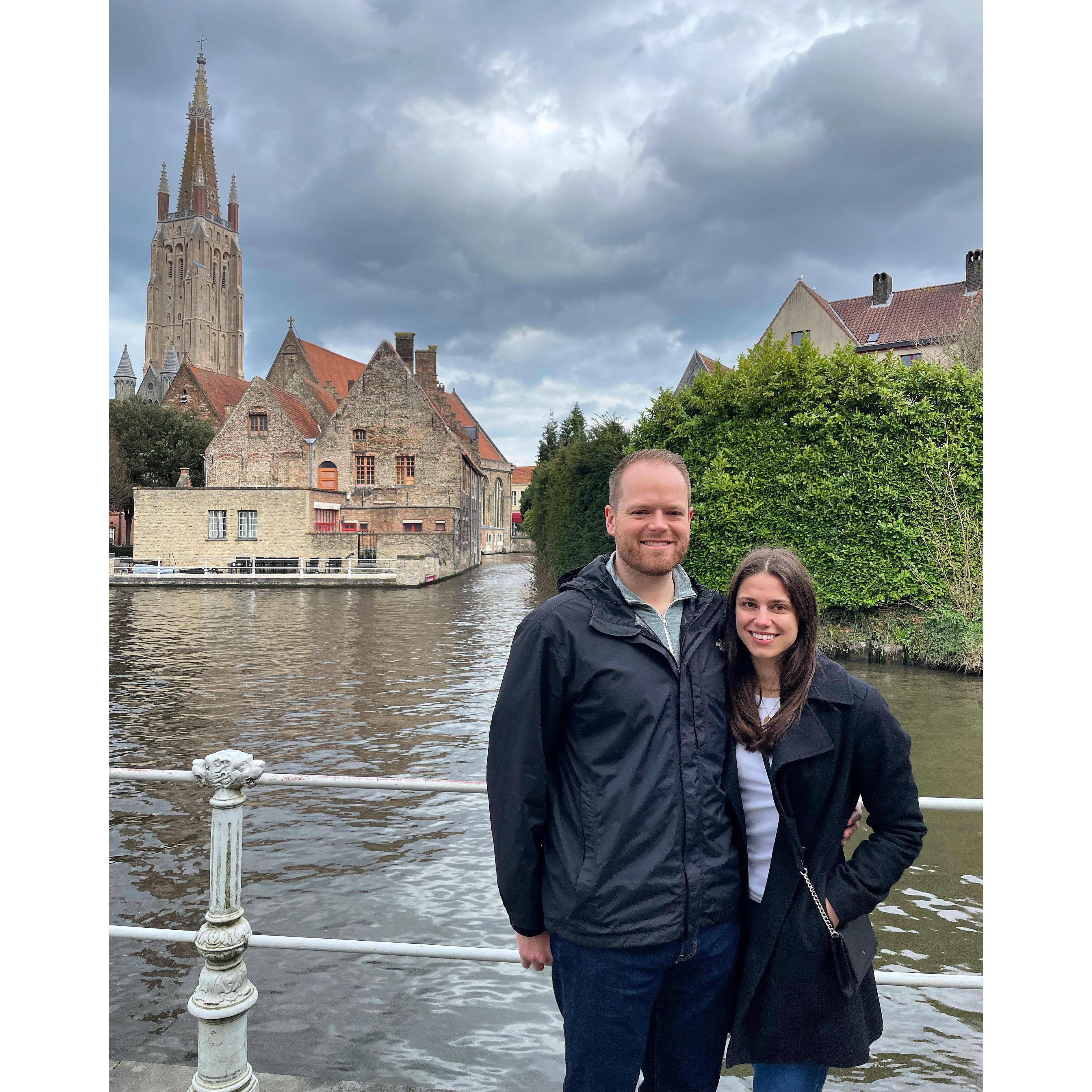 Strolling the canals in Brugge, Belgium