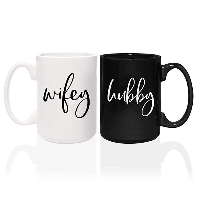 Wifey And Hubby Matching Mugs / Two Jumbo 15 Ounce White And Black Ceramic Mugs / Funny Husband And Wife Coffee Cup Set / Black And White Wedding Present Mug Set.