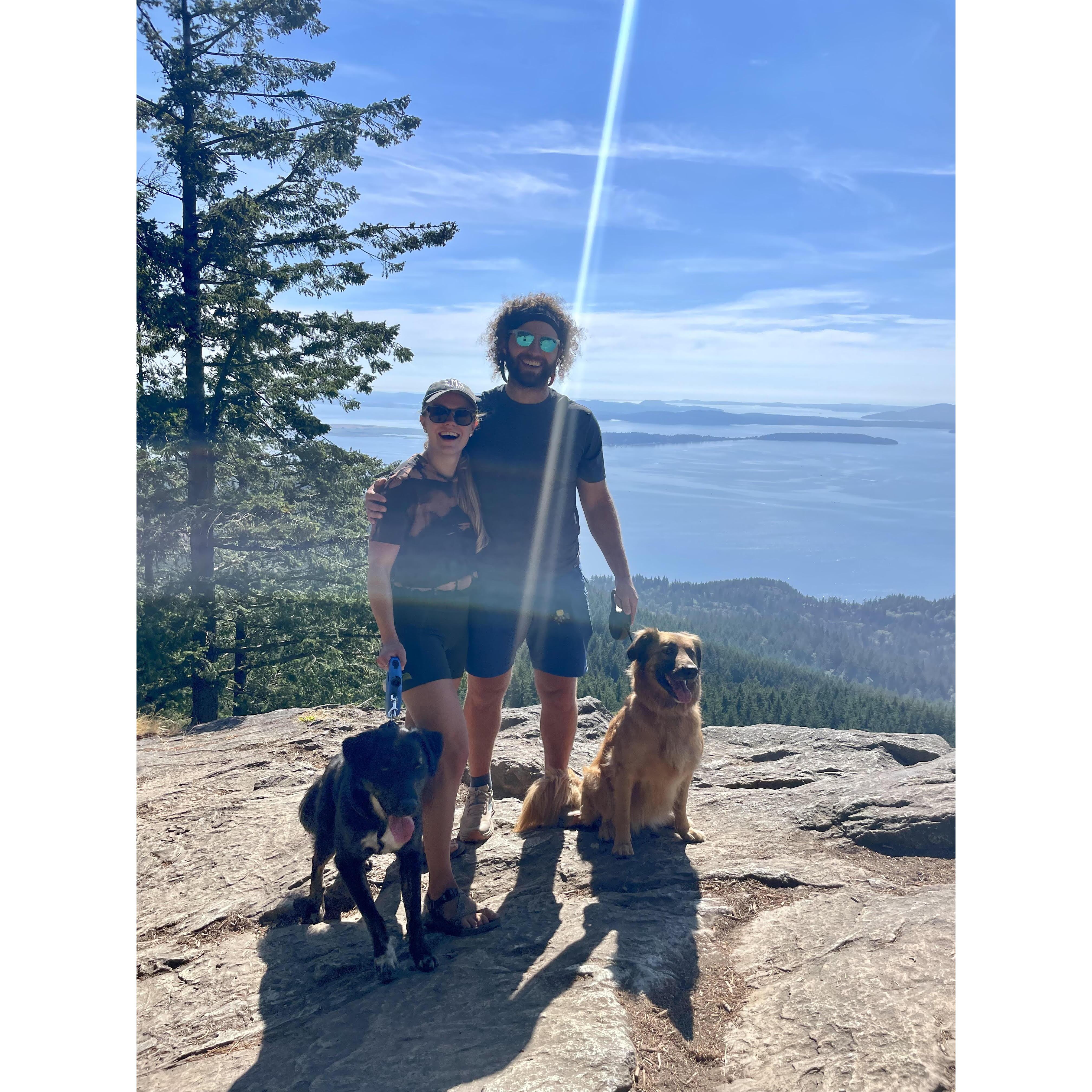 Hiking Oyster Dome, finally Bellingham residents