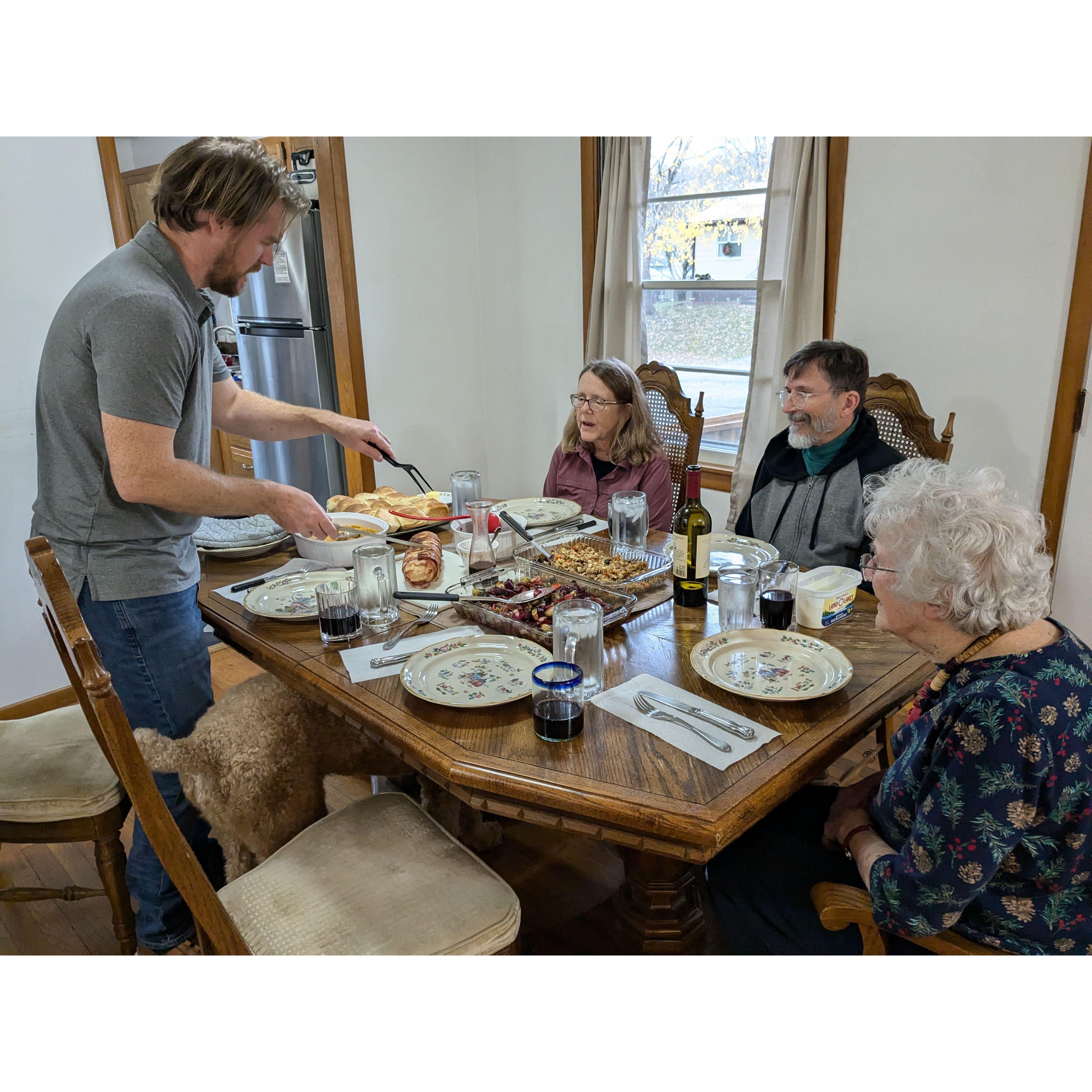 Chef Aaron treated Hilda's family to Thanksgiving dinner in Oak Ridge Tennessee, where Nana lives.
