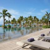 Luxurious Pools