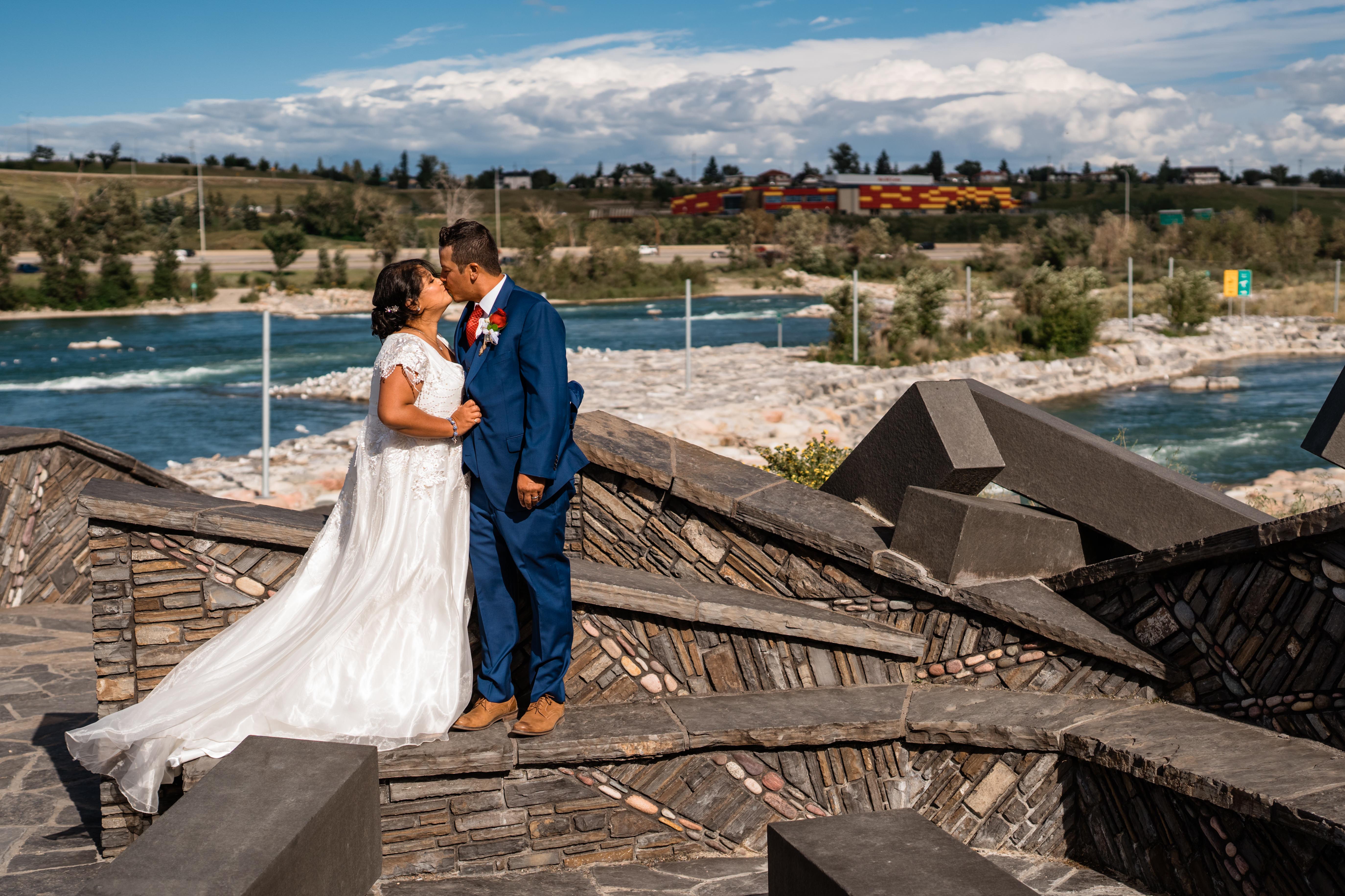 The Wedding Website of Vida Manaloto and Bob Spamola