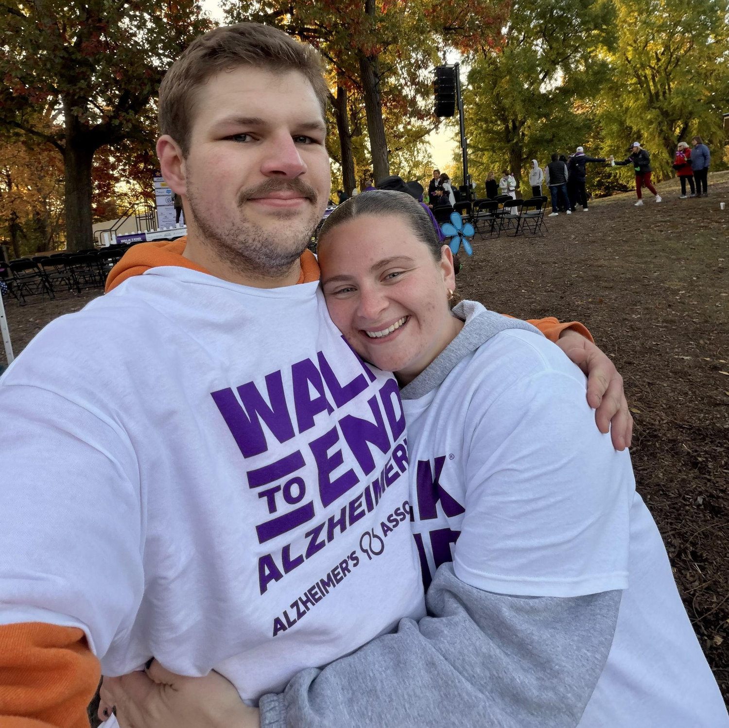 Walk to End Alzheimer's! Our First Volunteering Couples Date!