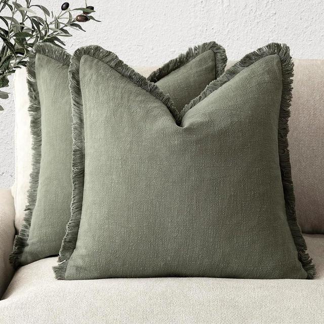 Foindtower Set of 2 Decorative Linen Fringe Throw Pillow Covers Cozy Boho Farmhouse Cushion Cover with Tassels Soft Accent Pillowcase for Couch Sofa Bed Living Room Home Decor, 26×26 Inch, Olive Green